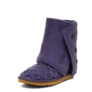 Purple knit uggs